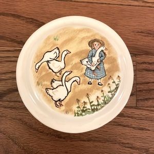 Vintage Pfaltzgraff, trinket box, china, off white with little girl and geese